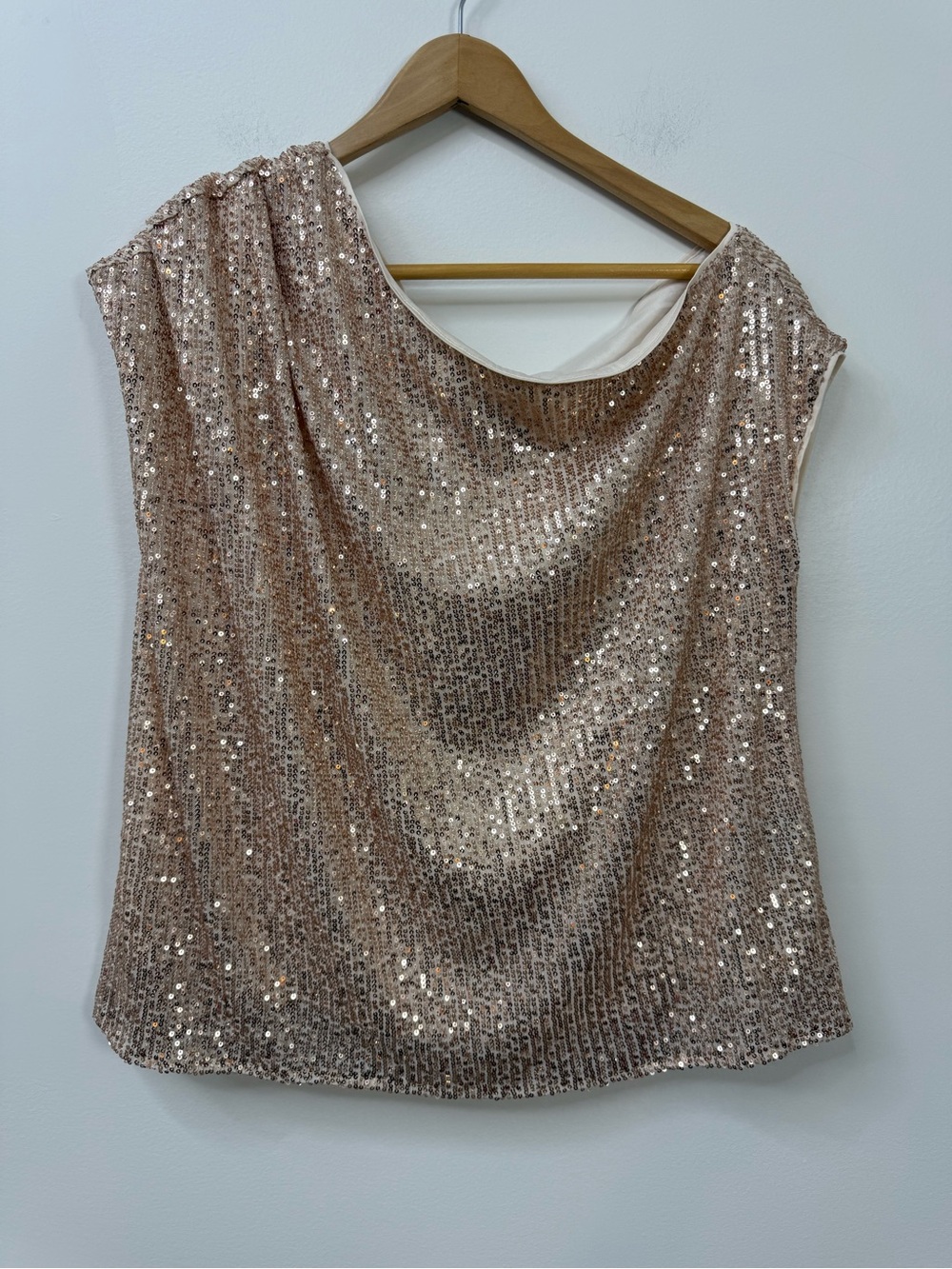 torrid Sequin Off the Shoulder Top size 00 = M-L 10 - Picture 4 of 10
